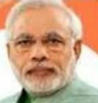 রক্তকরবীর ” রাহুল “- কে দেখে মুখ লুকোচ্ছেন ” রাজা নরেন্দ্র “